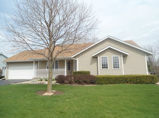 432 Dogwood Ln, Dekalb, IL 60115