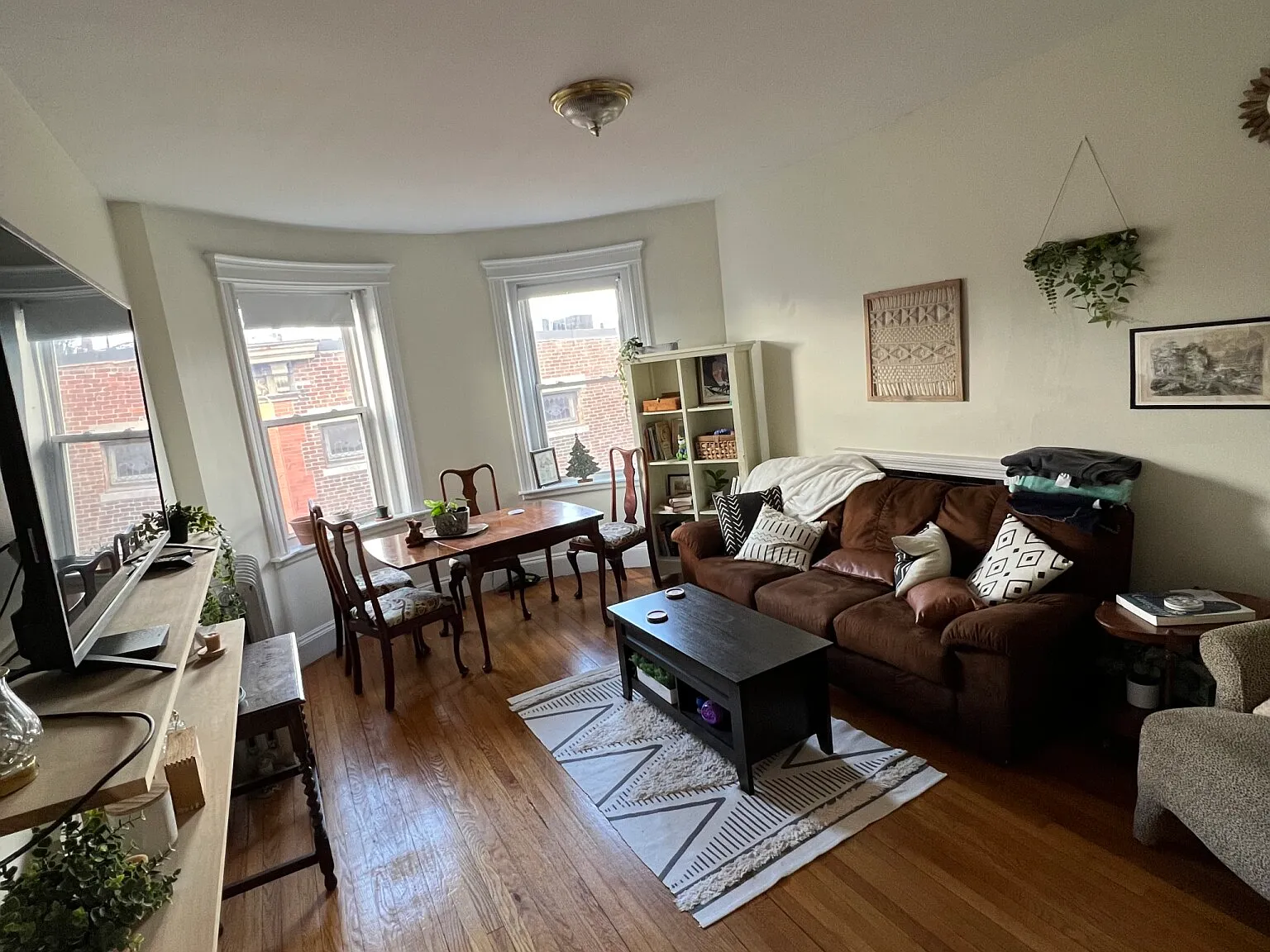 2 bed, $3,045 — Photo 2
