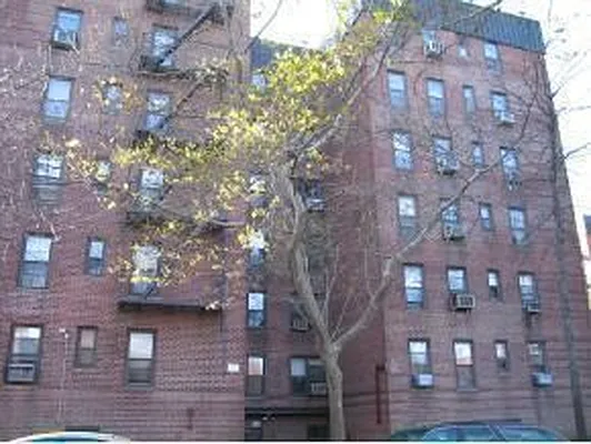 Sold by Lanixter Realty | media 12