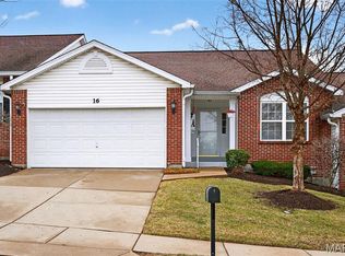 16 Hill Pointe Ct #34, Saint Charles, MO 63303