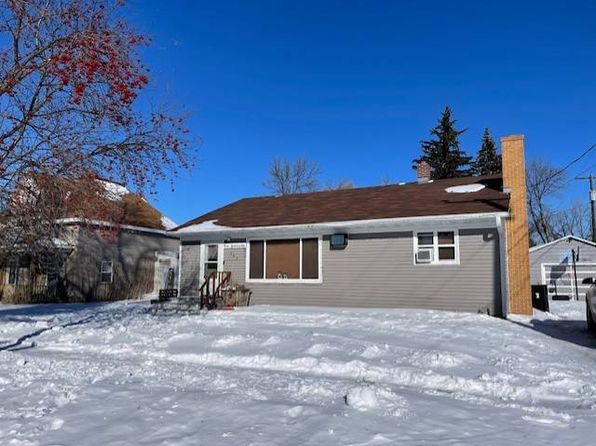 603 3rd Ave, Rolette, ND 58366