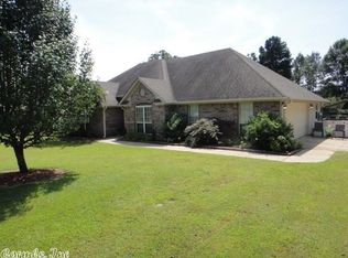 163 Pinewood Ln, Beebe, AR 72012