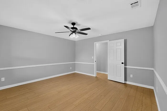 2200 Winona Dr — Photo 34
