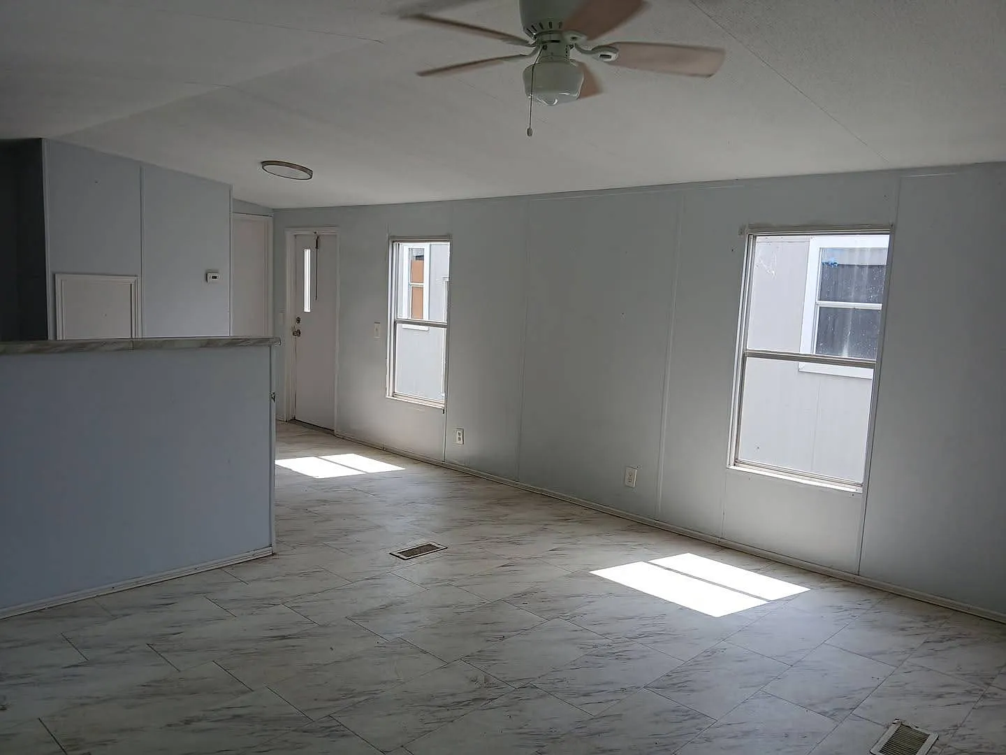3 bed, 2.0 bath, $1,250 — Photo 2