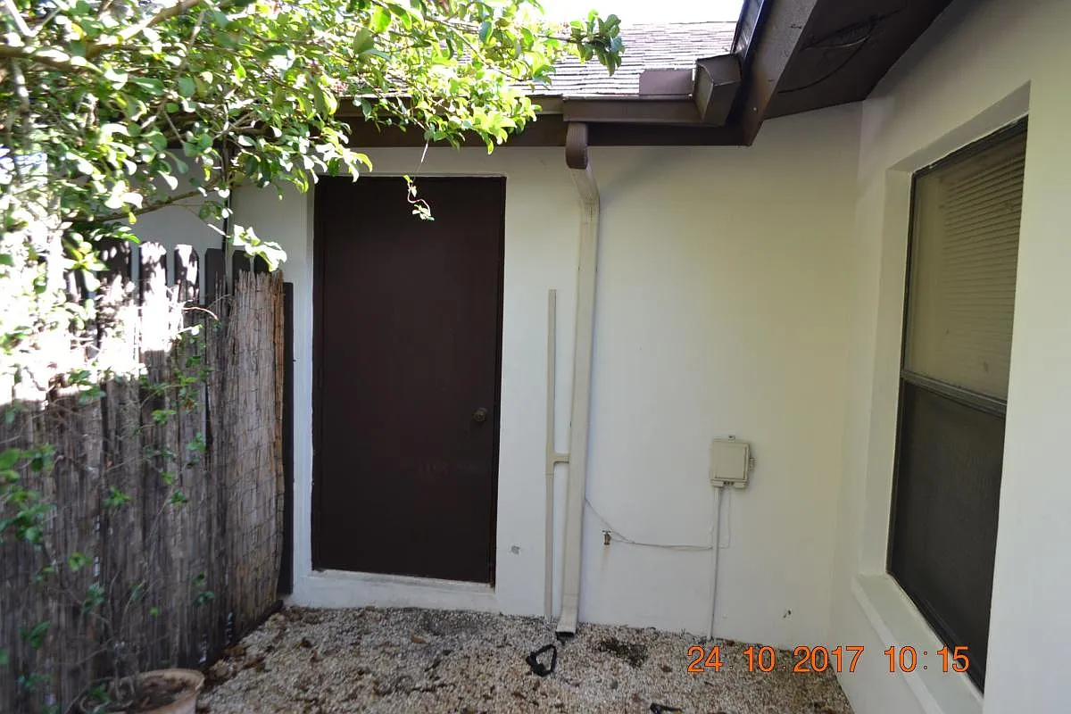 2 bed, 1116 sqft, $1,650 — Photo 1