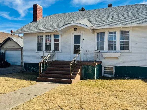212 W 4th St, Ogallala, NE 69153