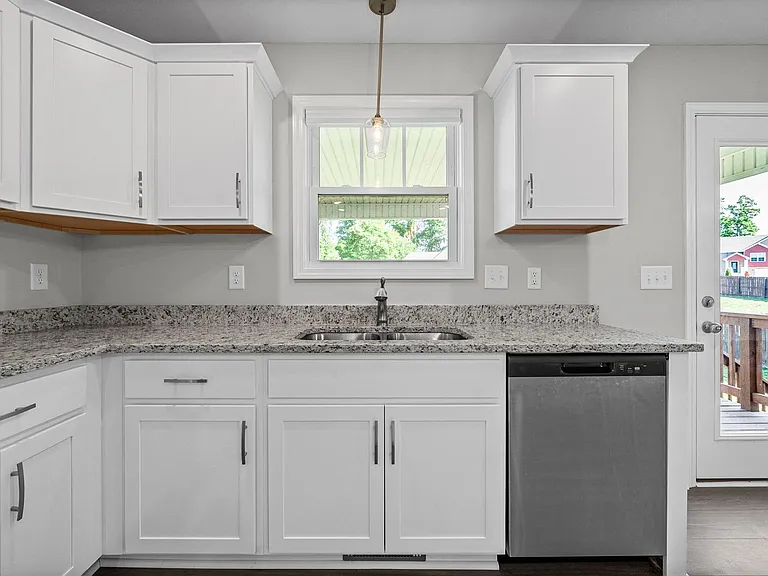 528 Macy Lynn Dr — Photo 14