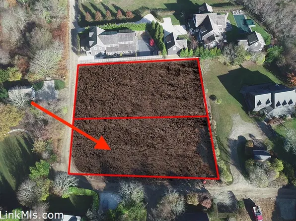 1-5 Pilgrim Rd, Nantucket, MA 02554
