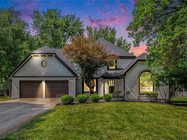 12320 High Dr, Leawood, KS 66209