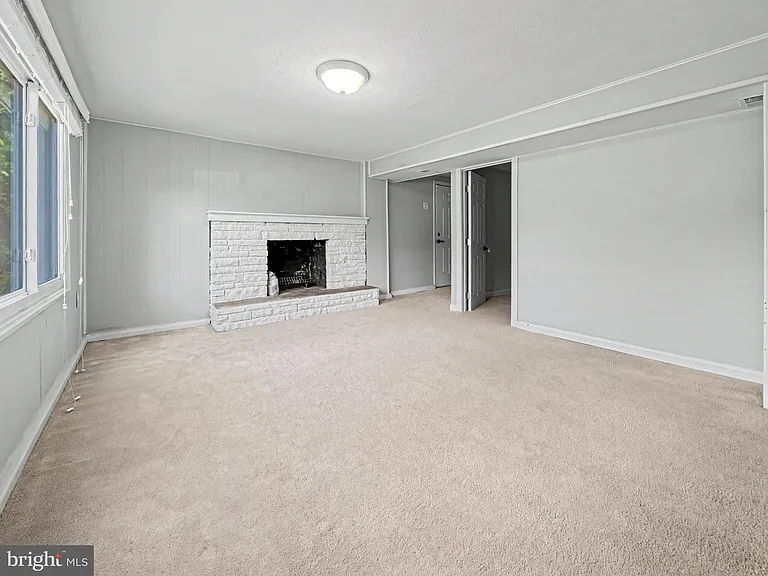 2603 Mary Pl — Photo 6