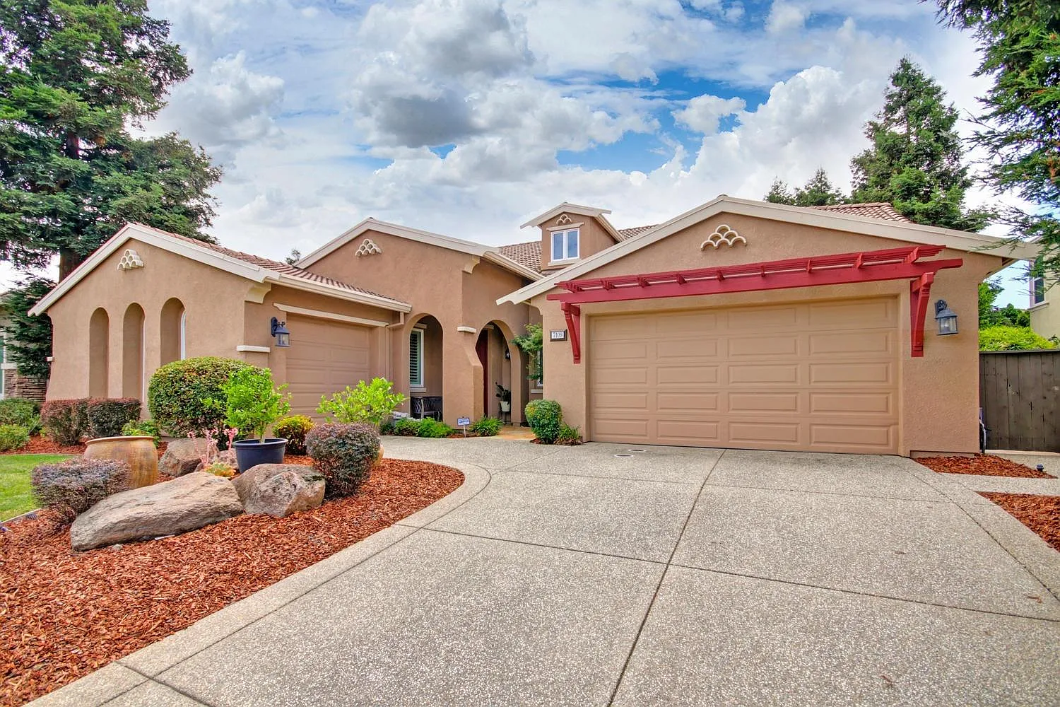 7109 Boa Nova Dr photo 1