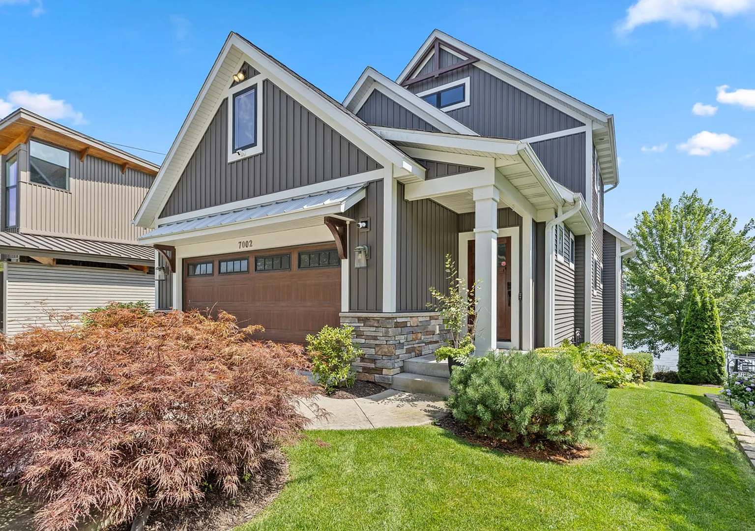 4 bed 3.5 bath Mid Term Rental on Silver Lake in Rockford — Photo 3
