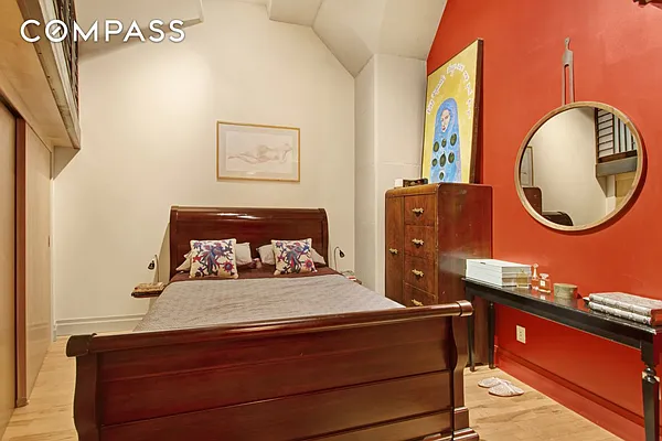 Sold by Compass | media 19