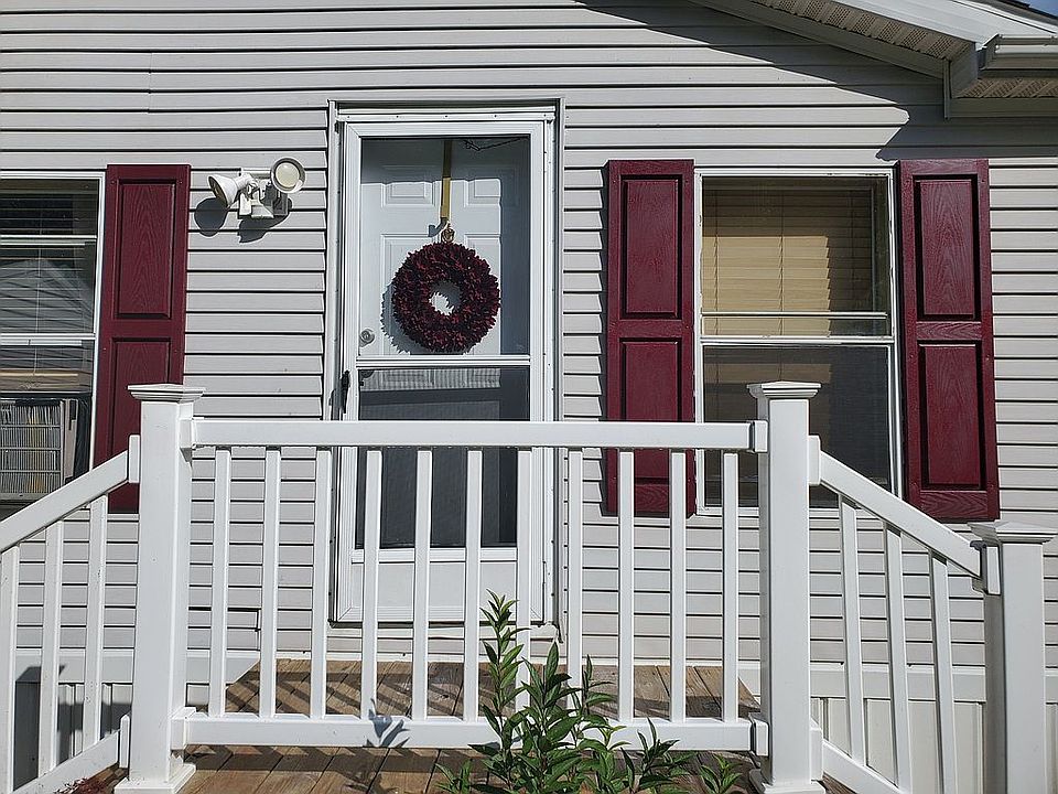 1st image of 49709 Au Lac Dr W