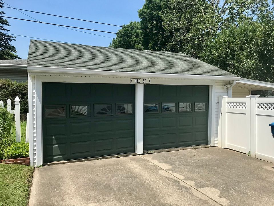 1714 Pike St, Peru, IL 61354 | Zillow