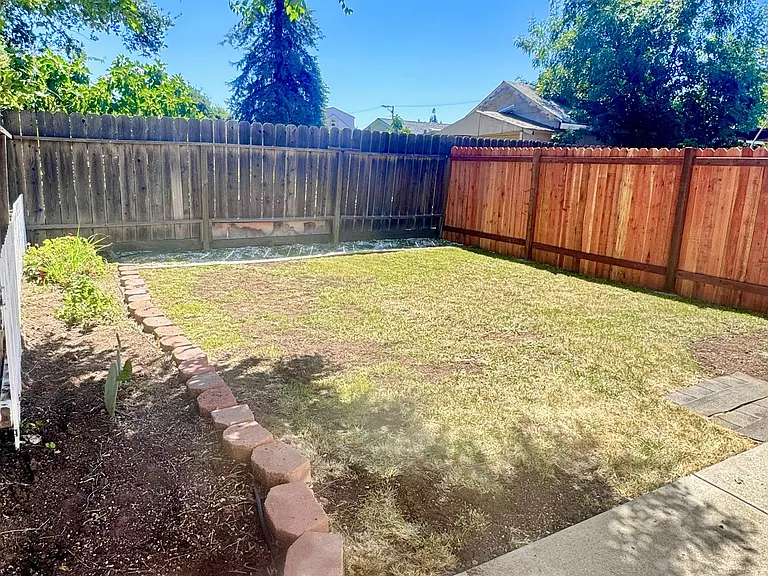 3339 Wren Ave — Photo 8