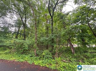 140 E Mountain Rd, Allentown, PA 18103