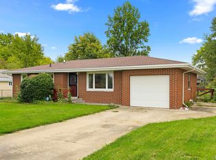 1208 E Fairview St, Peoria, IL 61615