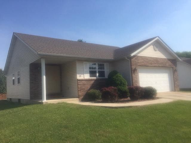 1st image of 13 Jennifer Dr