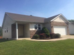 13 Jennifer Dr, Glen Carbon, IL 62034