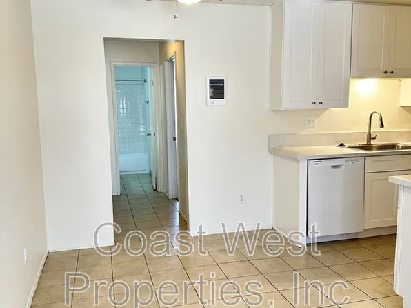Casa Niagara, 4978 Niagara Ave APT 17, San Diego, CA 92107