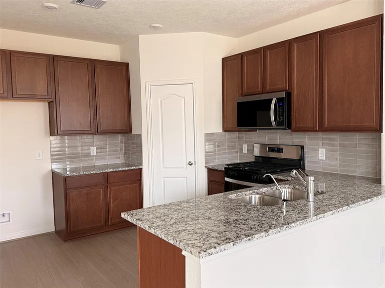 4897 Vida Vista Dr — Photo 6