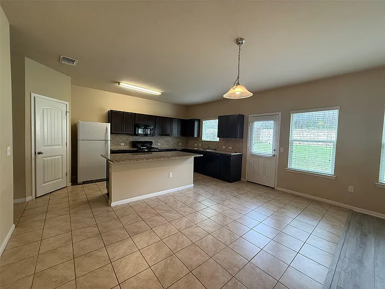 503 Libani Ln — Photo 10