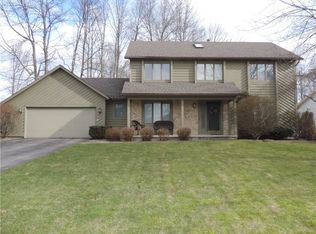 62 Norway Dr, Rochester, NY 14616