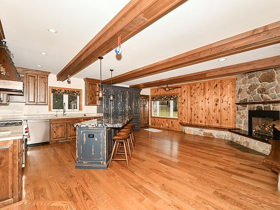3rd image of 7317 Keystone Rd