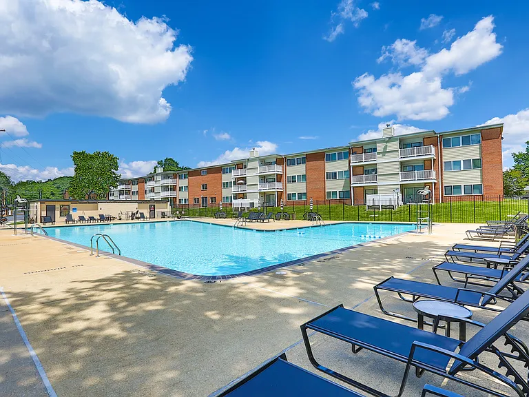 Swimming Pool | Apartment Homes in Forestville, MD | Avenue Apartments