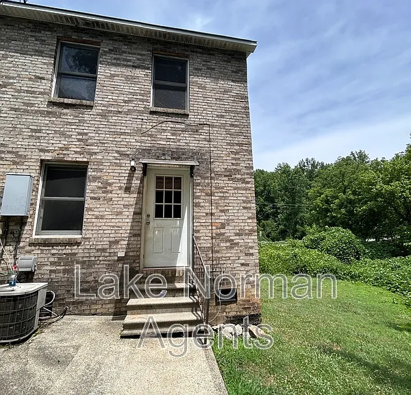 4709 Grassy Creek Rd — Photo 24