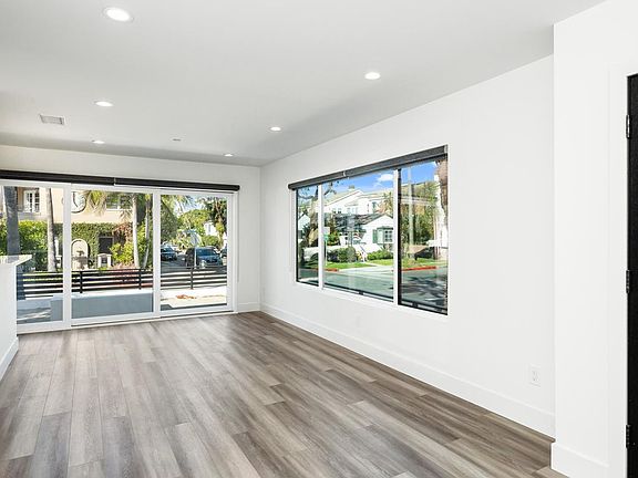 5th image of 438 Goldenrod Ave #1