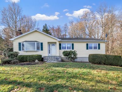 121 Village Drive, Shelton, CT, 06484