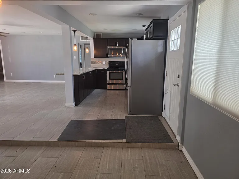 1812 E Whitton Ave — Photo 27