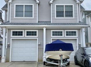 322 45th Pl, Sea Isle City, NJ 08243