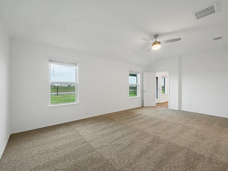 3085 Emerald Ocean Dr — Photo 43