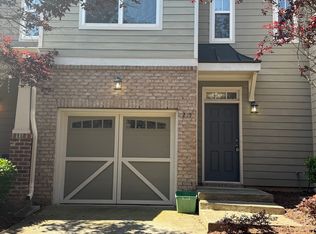 245 Linden Park Ln, Cary, NC 27519