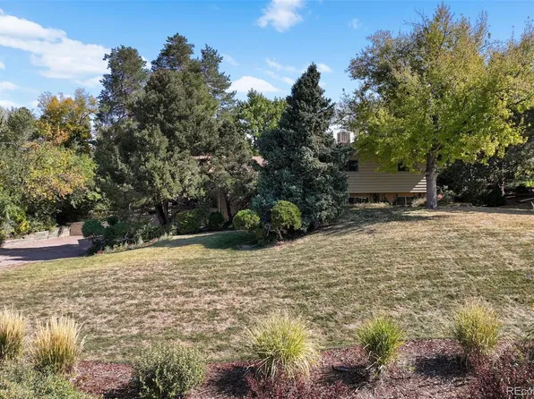 11 Lindenwood Drive, Littleton, CO 80120
