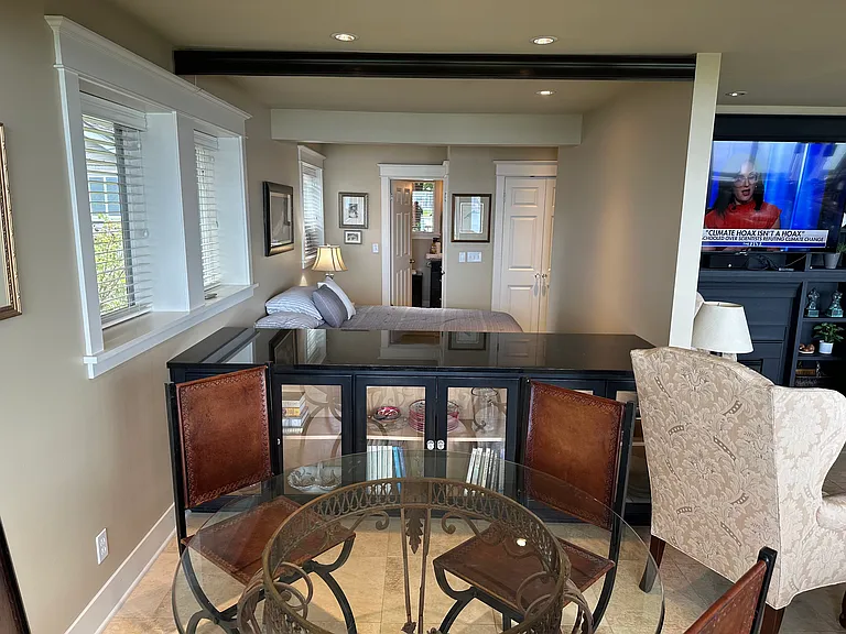 1544 Palm Ave SW #B — Photo 10