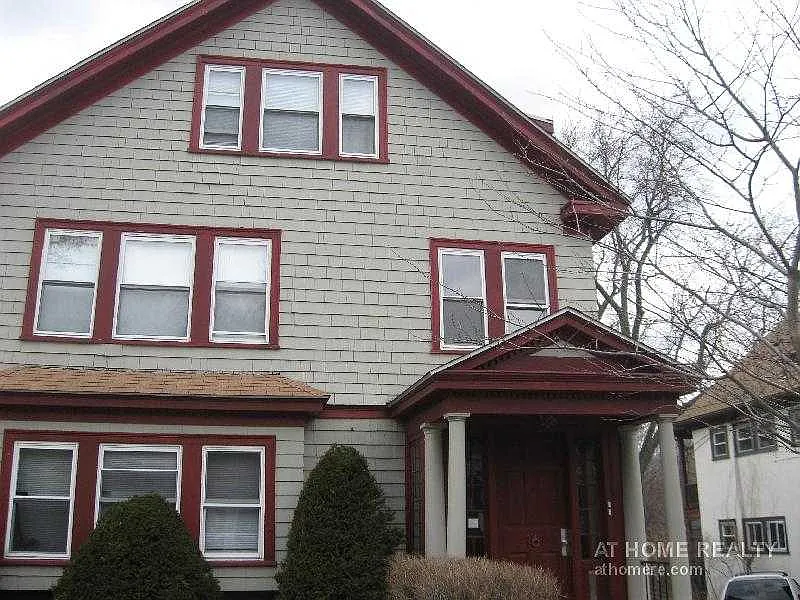 6 bed, $7,100 — Photo 4