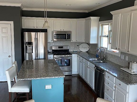 4th image of 6742 Dakota Dr