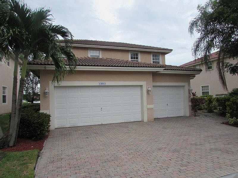 1st image of 13843 SW 31st St