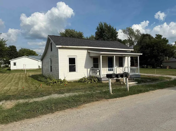 490 S Center St, Waterloo, IN 46793