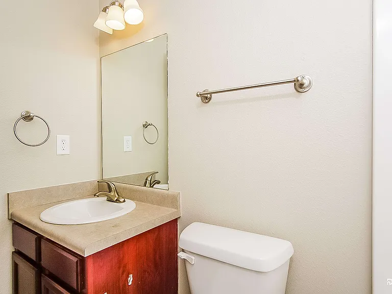 111 Firefly Ln — Photo 8