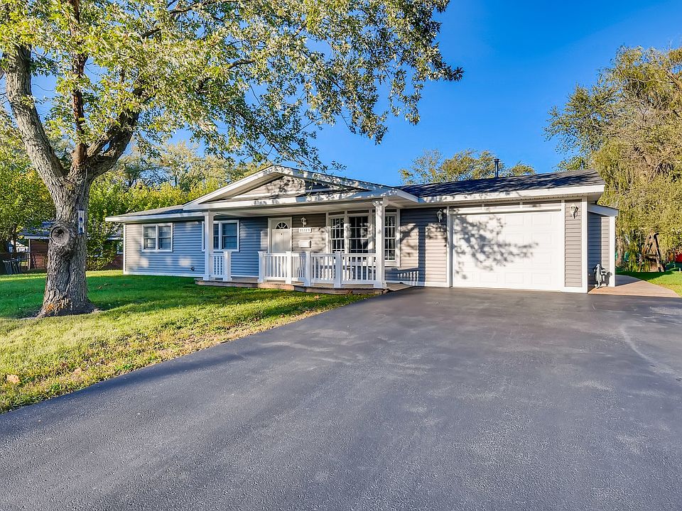 1st image of 15119 Huntington Ct