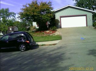 937 Chancellor Dr, Edwardsville, IL