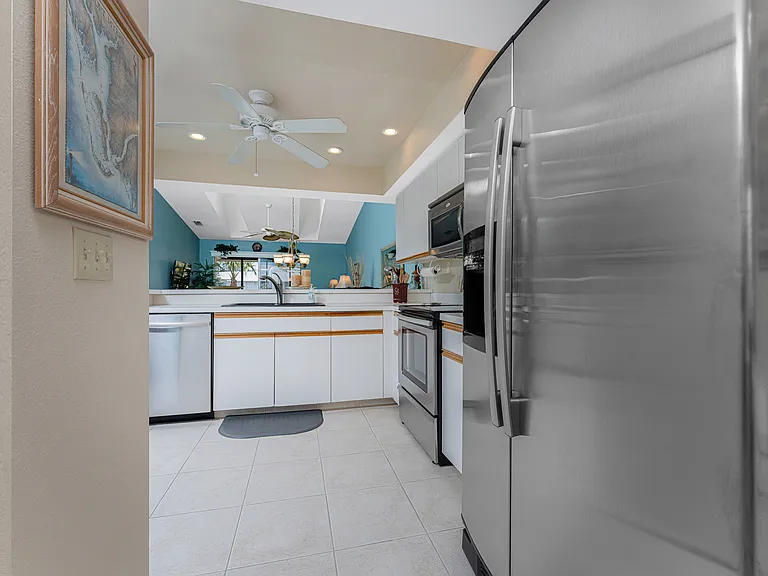 Kitchen - full size