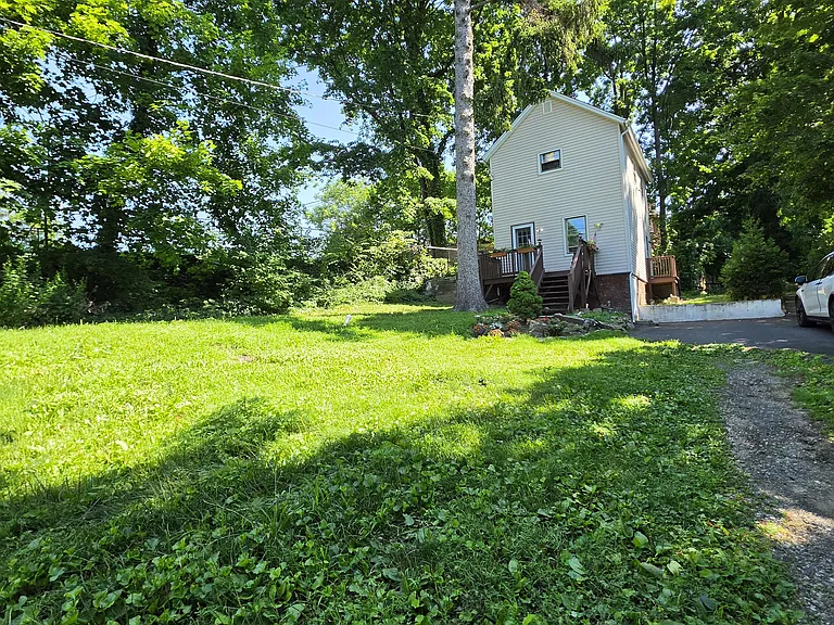27B Wood Rd — Photo 5