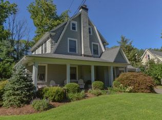 72 Wootton Rd, Essex Fells, NJ 07021