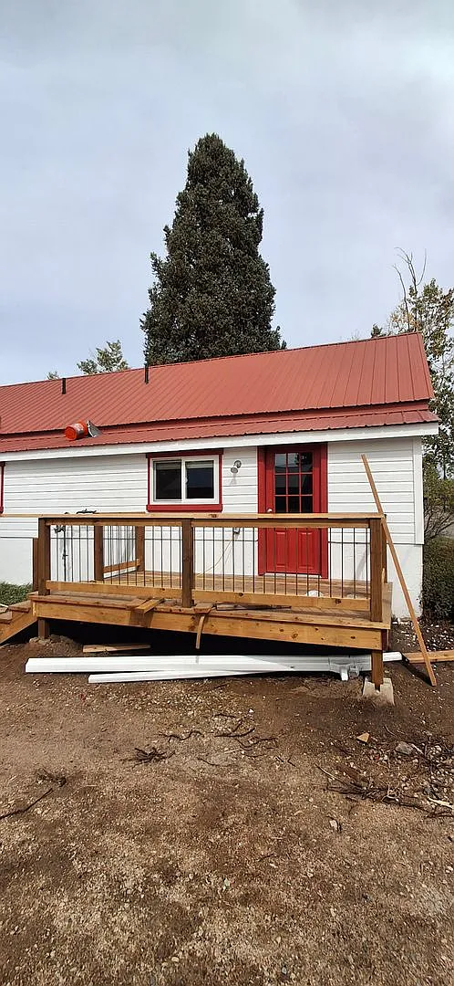 1 Bedroom Gunnison Rental — Photo 3